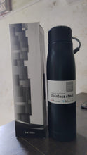 Double Wall Vacuum Insulated Water Bottle (550 ML) - luckystorebuy.in
